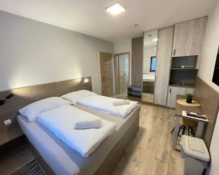 Apartahotel Kukorica Csarda 2 Balatonujlak