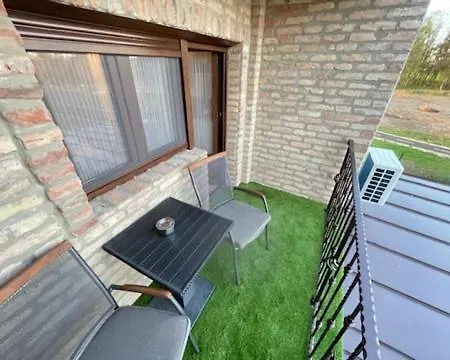 Kukorica Csarda 2 * Balatonujlak