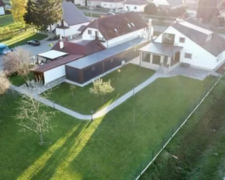 Kukorica Csarda 2 Lägenhetshotell 3*