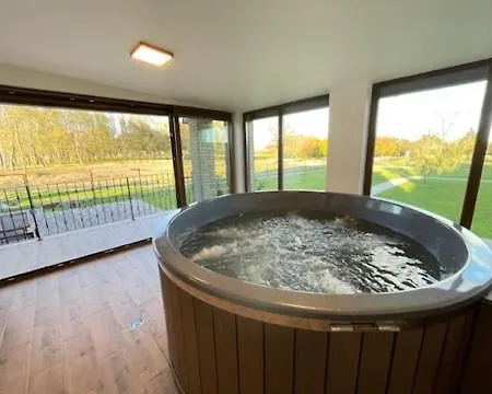 Lägenhetshotell Kukorica Csarda 2 Balatonujlak