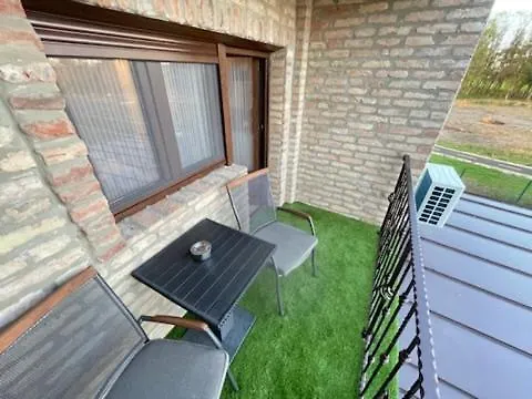 Kukorica Csarda 2 3* Balatonujlak